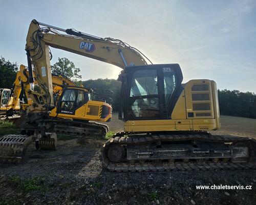 Pásový bagr CAT 325, r.v. 2021, 9543 mth