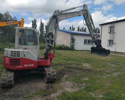 Takeuchi TB180Fr