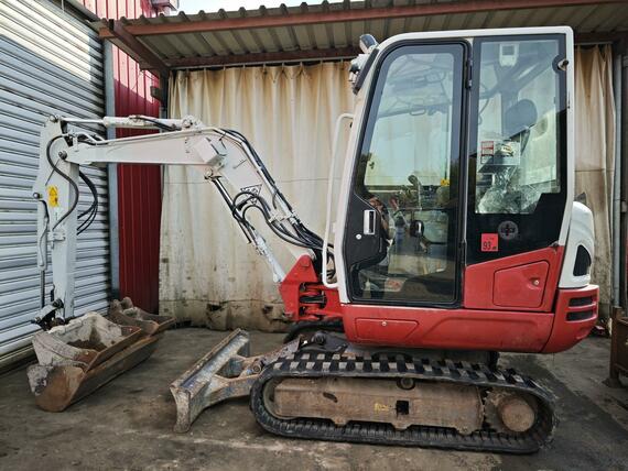 Takeuchi TB230