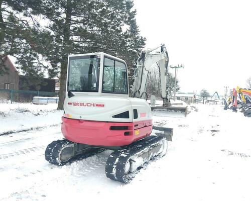 Takeuchi TB260 Powertilt, Centrální mazání