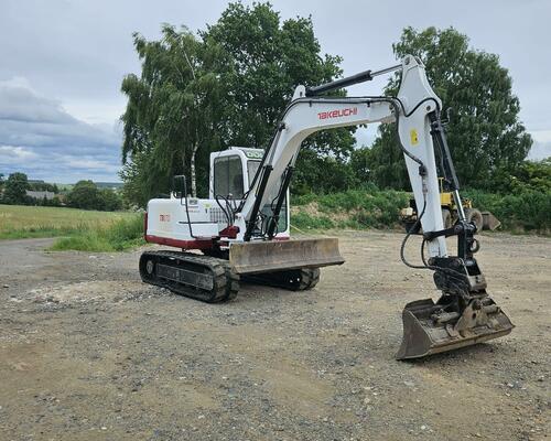 Takeuchi tb 075