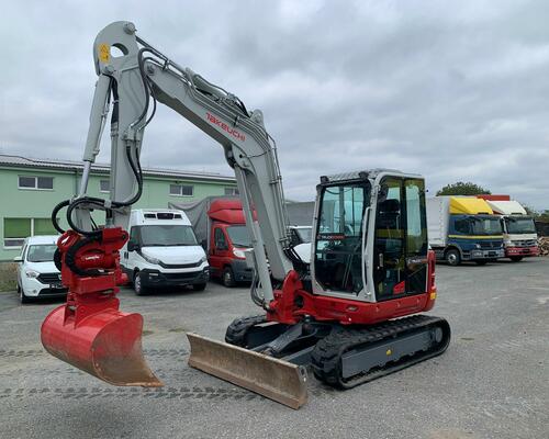 TAKEUCHI TB 370 - RV 2024 260 MTH PLNÁ TOVÁRNÍ ZÁRUKA