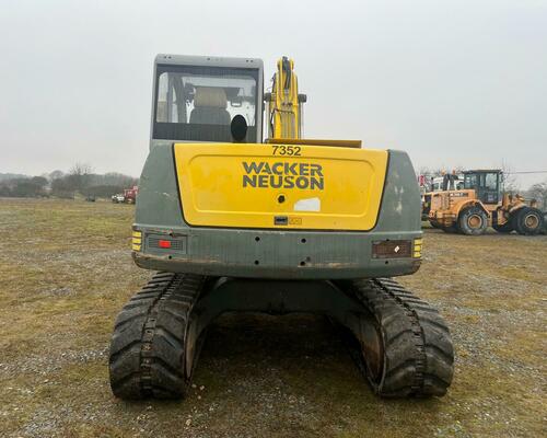 WACKER NEUSON 12002 + 2 x podkopová a hydraulická svahovka