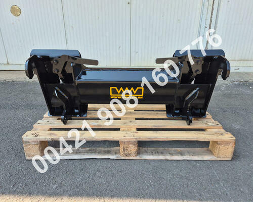 Adaptér, přechodová deska traktor, čelní nakladač  / smykáč CAT, bobcat, jcb, komatsu, takeuchi, gehl