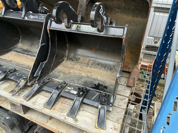 Caterpillar Podkopová lopata Caterpillar Podkopová lopata