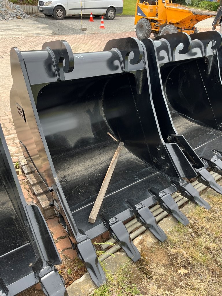 Caterpillar Podkopová lopata