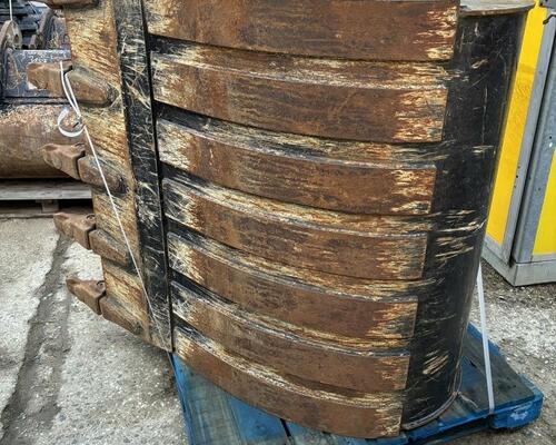 Caterpillar Podkopová lopata