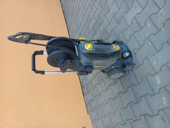 Čistič Karcher Profesionál HD 5/15C