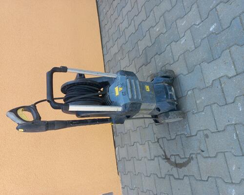 Čistič Karcher Profesionál HD 5/15C