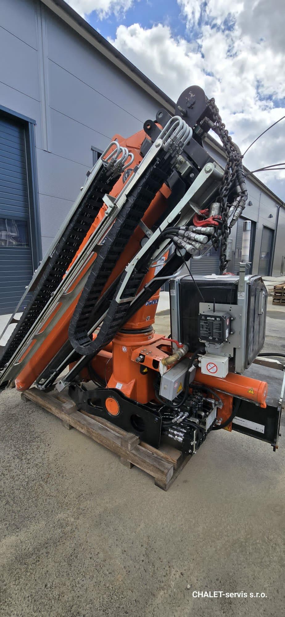 Hydraulická ruka ATLAS 206.4E, r.v. 2024, lehce poškozená