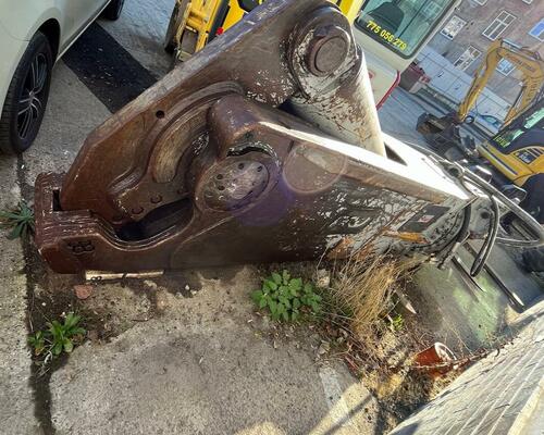 hydraulické, kovošrotové nůžky na železo 3260 kg FDR FURUKAWA