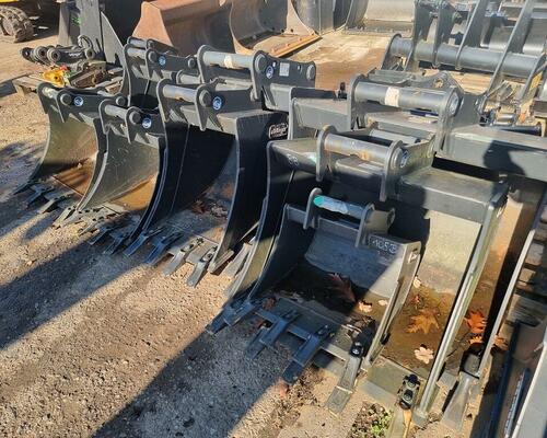 Hydraulické rychloupínače na 1,9 - 10t JCB stroje