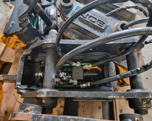 Hydraulické rychloupínače na 1,9 - 10t JCB stroje