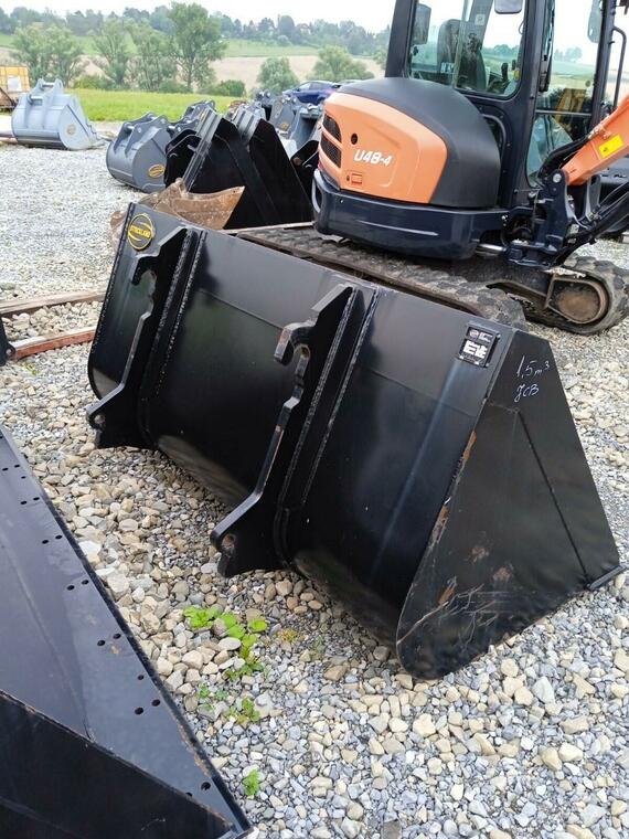 JCB 