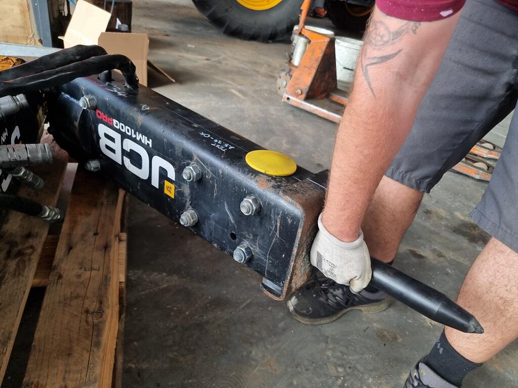 JCB original hydraulické kladivo HM100Q PRO z výstavy - pro stroje 1-2,5t