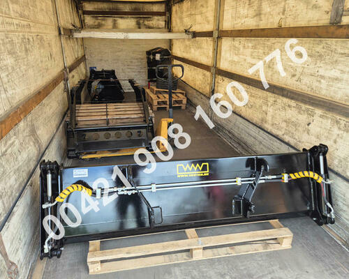 Kombinovaná lopata, vařečka, žralok, klapačka 4v1, kombinovaná lžíce CAT, JCB, unc, locust, Bobcat, takeuchi