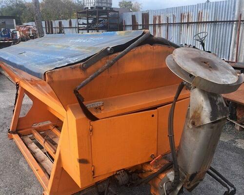 Komunální nástavba sypač  SIMED BEILHACK 