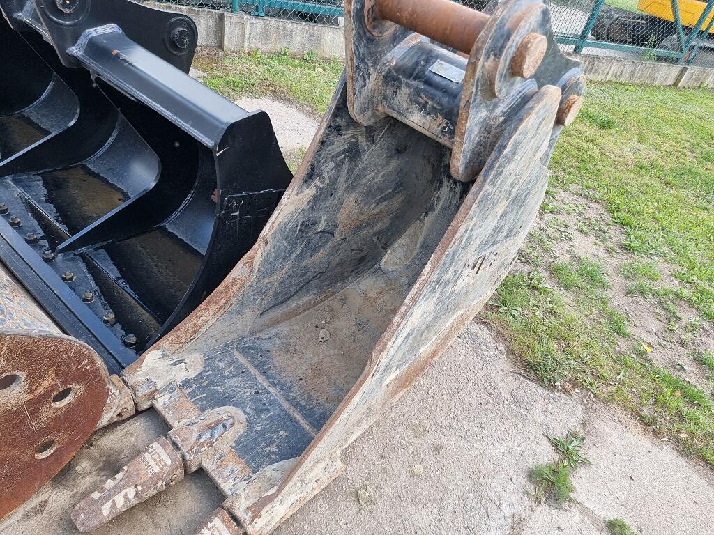 Lžíce 600mm na 18-22t (JCB atd.) 