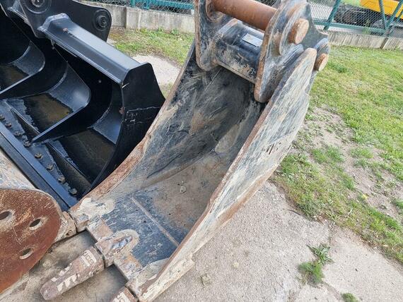 Lžíce 600mm na 18-22t (JCB atd.) 