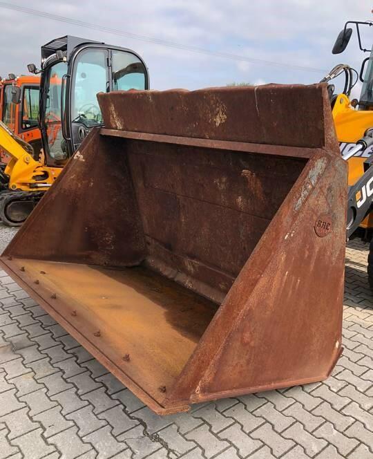 Lžíce pro čelní nakladač JCB 411, 4m3