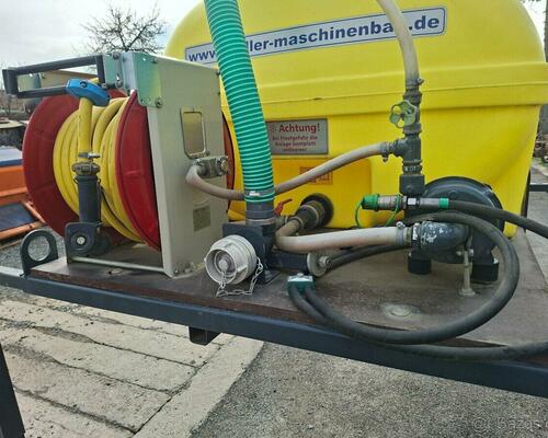 Nádrž na vodu kropička