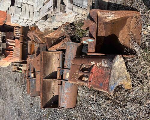 podkoppové a svahovací lžíce na minibagry 1t-3,5t