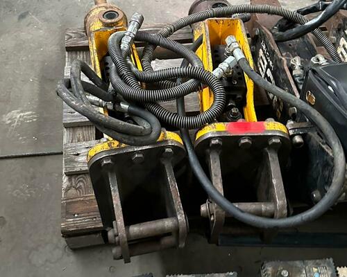 POUŽITÉ HYDRAULICKÉ KLADIVO ARROWHEAD R45 (1,5-2,8 tuny)