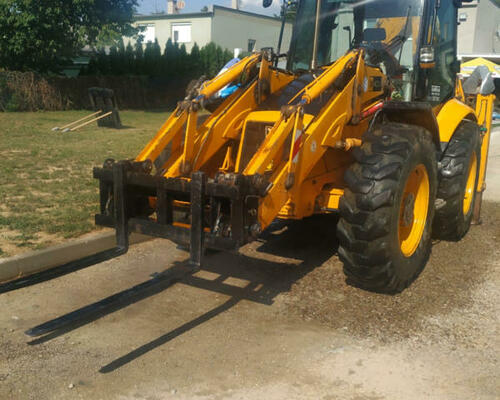 Predný mechanický rýchloupínač JCB 2CX, 3CX, 4CX na pôvodnú lopatu