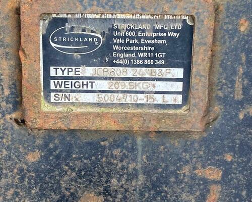  Pro JCB 3CX - Strickland 60 cm