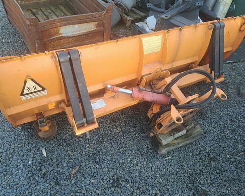 Radlice: Čelní otočná sněhová radlice 2m.