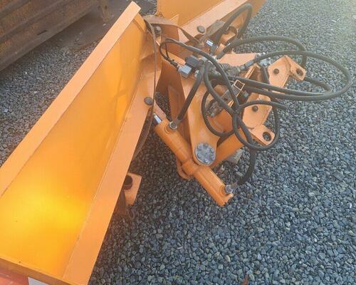 Radlice: Komunální radlice na sníh Multicar