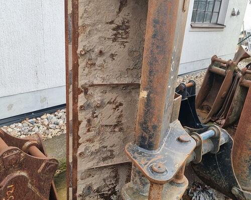 Svahovky 1200,1500,1800mm - různé upínání JCB 3CX, 48Z, 8045