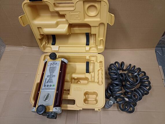 Topcon