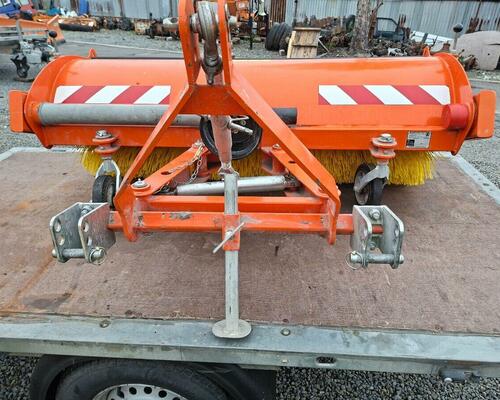 Zametací kartáč za malotraktor Agrometall ZM-1550 UZ