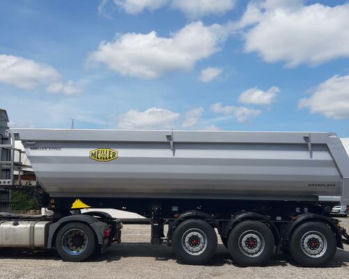 MEILLER 26 m3 / NOVÝ - IHNED K ODBĚRU / 2x ZVEDACÍ NÁPRAVA /plachta / brzda finišeru / WABCO SmartBoard