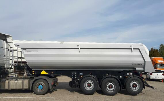 MEILLER 26 m3 / NOVÝ - IHNED K ODBĚRU / 2x ZVEDACÍ NÁPRAVA /plachta / brzda finišeru / WABCO SmartBoard / rezerva MEILLER 26 m3 / NOVÝ - IHNED K ODBĚRU / 2x ZVEDACÍ NÁPRAVA /plachta / brzda finišeru / WABCO SmartBoard / rezerva