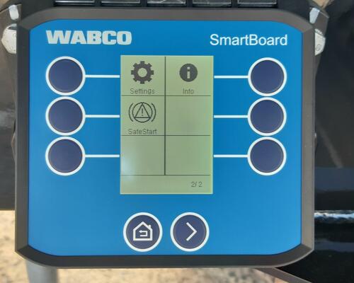 MEILLER MZDA 1822 M Hardox / ZVEDACÍ NÁPRAVA / plachta / WABCO SmartBoard / SKLADEM 