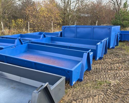 Napište: Nový hákový kontejner 3,8t (Avia) - vana 375x200 cm