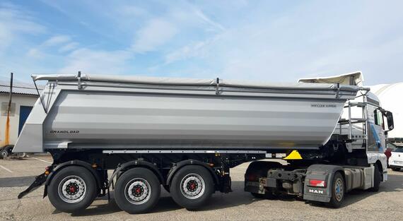 Sklápěcí návěs MEILLER 26 m3 Hardox / 2x ZVEDACÍ NÁPRAVA / plachta / provozní 6.040 kg / WABCO SmartBoard / SKLADEM