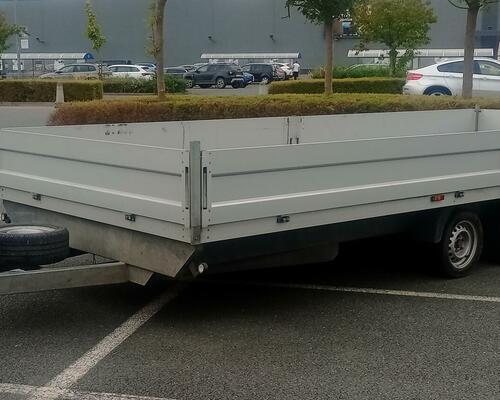 valníkový přívěs 3000kg