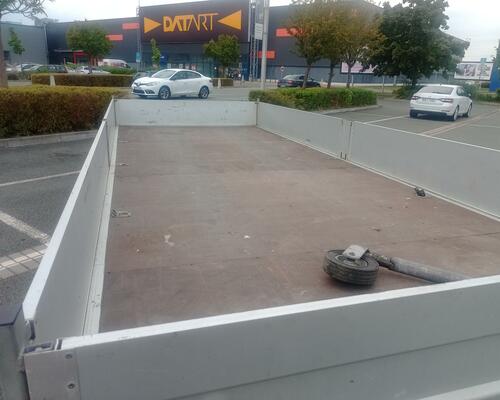 valníkový přívěs 3000kg