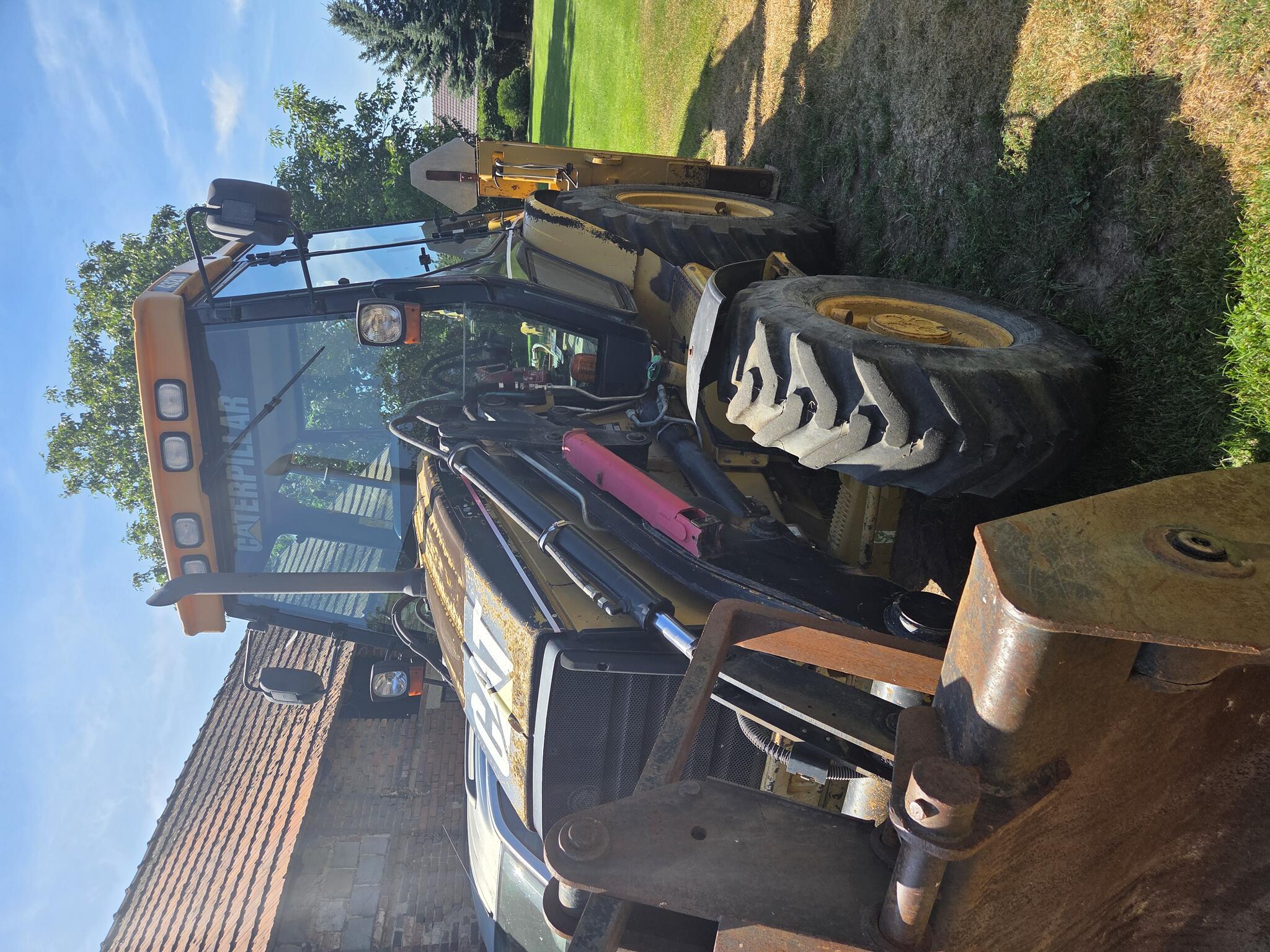 CATERPILLAR 432 D Premier