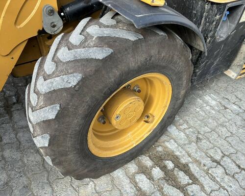 Caterpillar 432F2