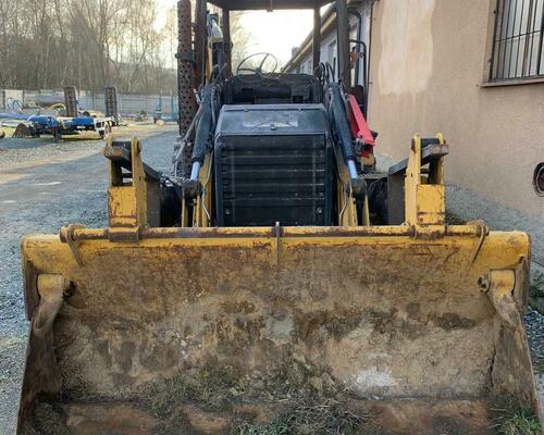 Caterpillar, CAT 432F2