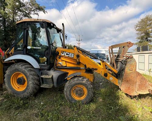 JCB 3CX