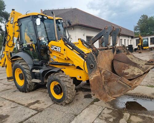 JCB 3CX 2018, 68kw, josyticky, 4000mth
