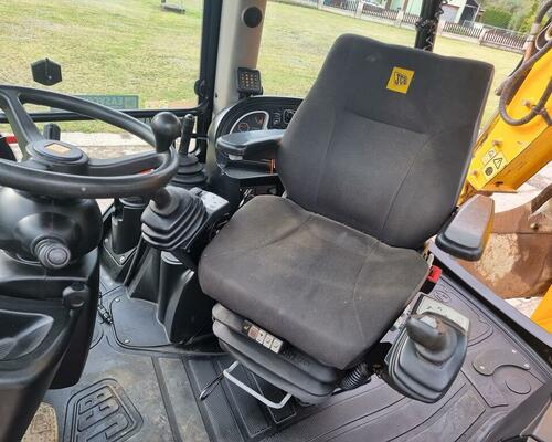 JCB 3CX 2018, 68kw, josyticky, 4500mth