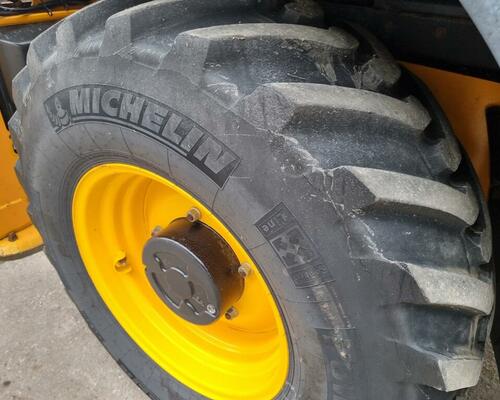 JCB 3CX 2018 s joysticky, powerslide - po servisu