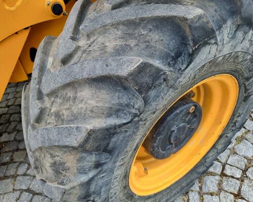 JCB 3CX Contractor - 81kw, joysticky, 20" - TOP stav