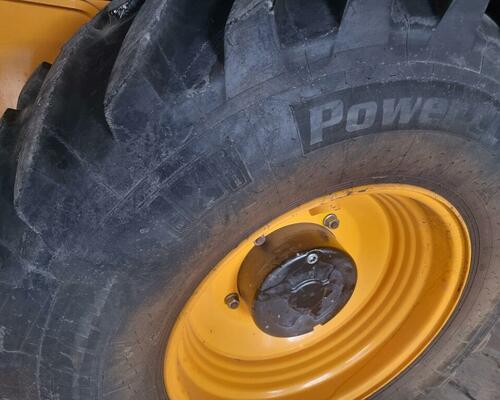 JCB 3CX Contractor - 81kw, joysticky, 20" - TOP stav